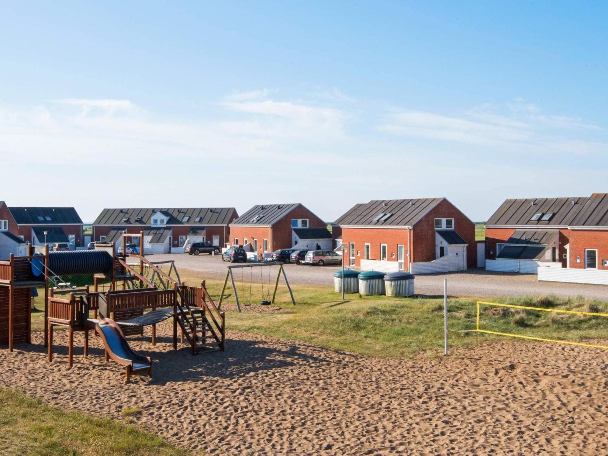 4 Person Holiday Home In R M Sønderby Exteriör bild
